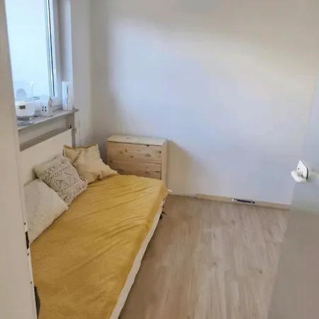 Razzouk - Living Appartement *